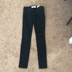 Hollister low rise super skinny jeans